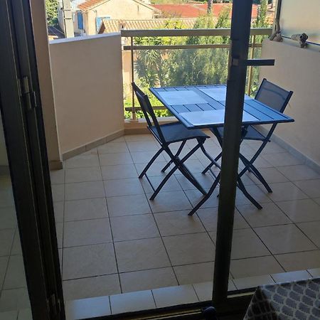 T2 Coquet Proche Plages, Port Et Centre Ville Golfe-Juan Exterior foto